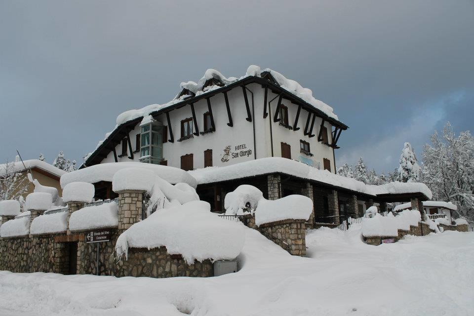 Hotel San Giorgio 阿提皮安尼迪阿尔奇纳佐 外观 照片